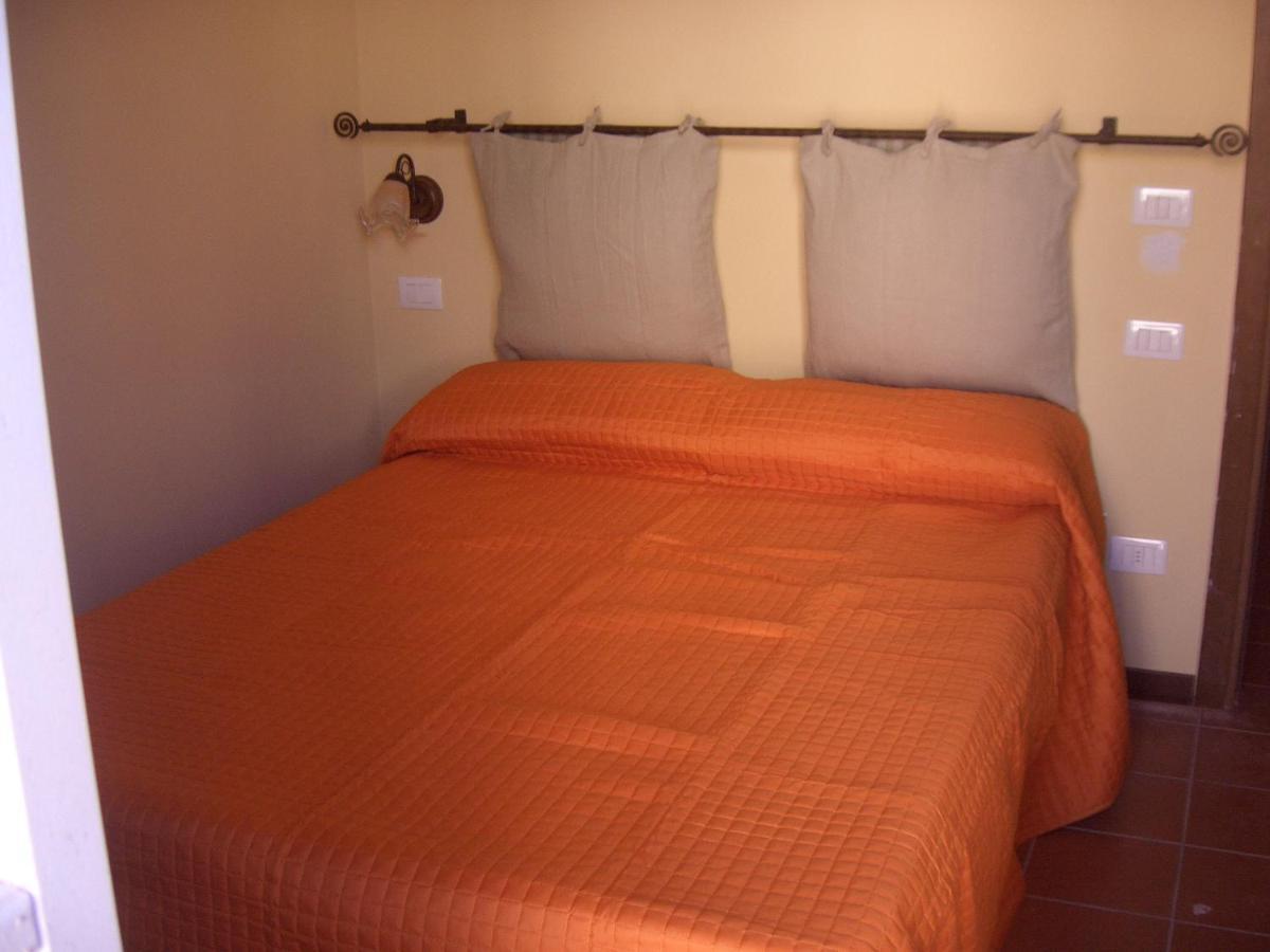 Hotel Paese Corvara Beverino Zimmer foto