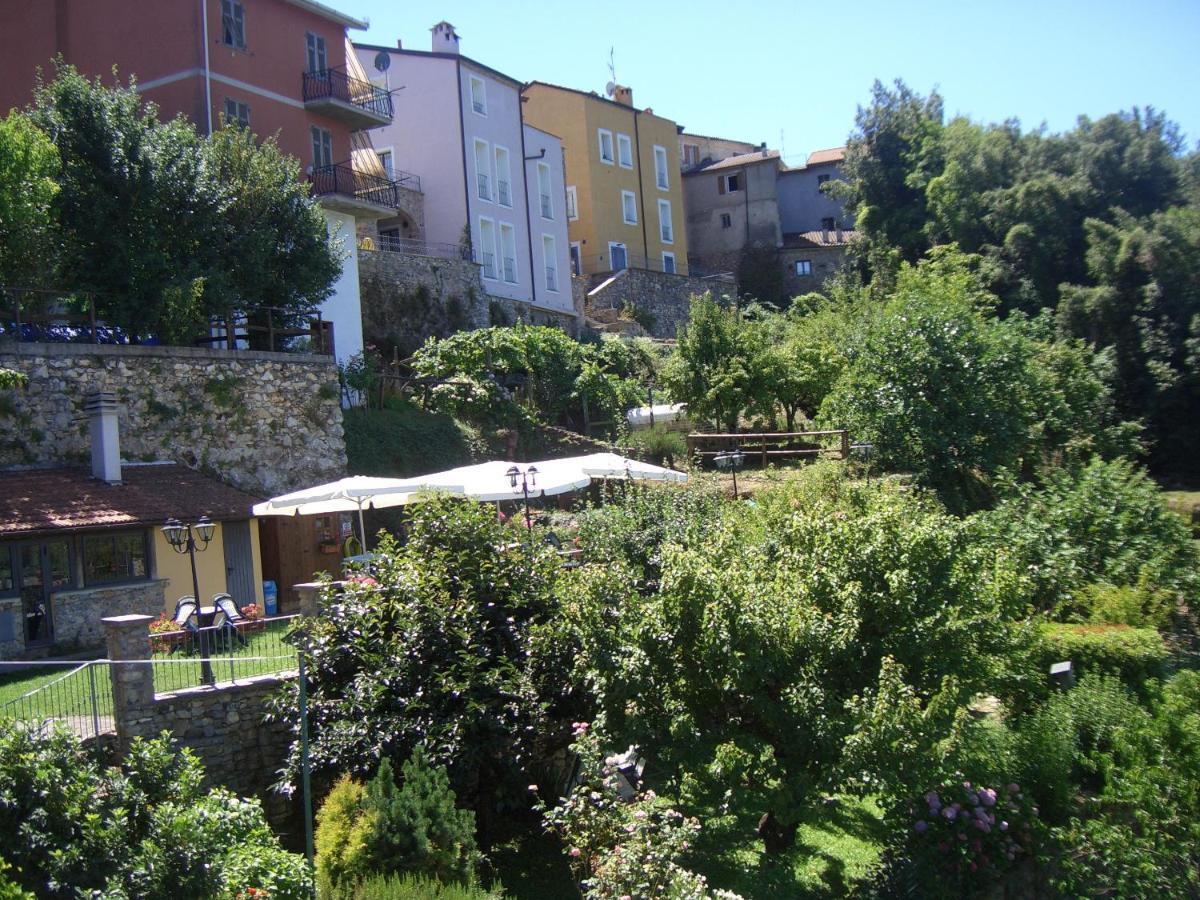 Hotel Paese Corvara Beverino Zimmer foto